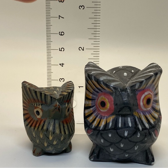 Hand carved wooden owl figurines - Picture 10 of 10